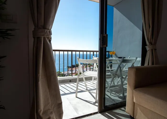 Black פוארטו דה סנטיאגו