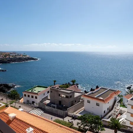 Black * Puerto de Santiago (Tenerife)