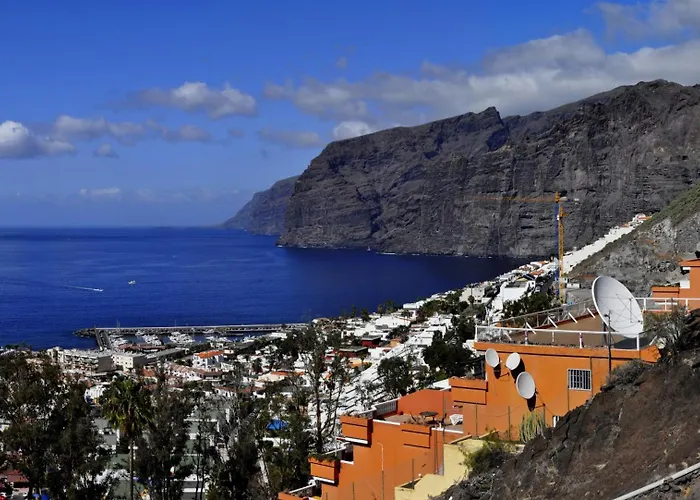 Apartament Black Puerto de Santiago (Tenerife)